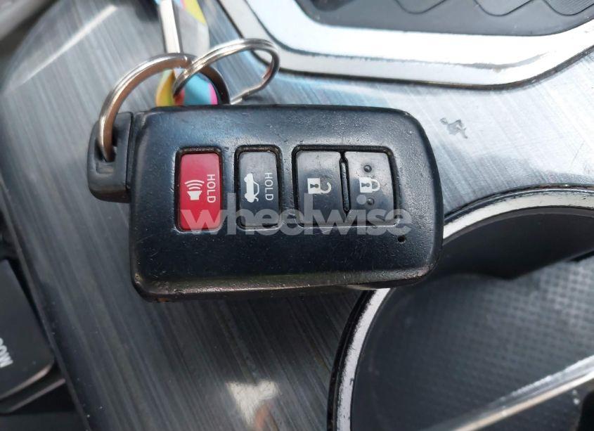 Photo 11 of 2014 Toyota Camry HYBRID XLE (VIN 4T1BD1FKXEU138426)