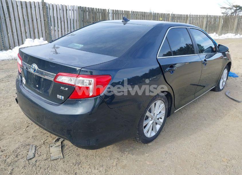Photo 4 of 2014 Toyota Camry HYBRID XLE (VIN 4T1BD1FKXEU138426)