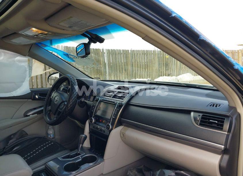 Photo 5 of 2014 Toyota Camry HYBRID XLE (VIN 4T1BD1FKXEU138426)