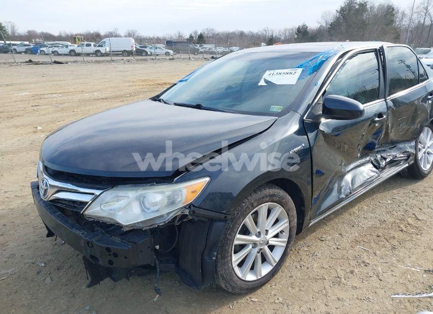 Photo 6 of 2014 Toyota Camry HYBRID XLE (VIN 4T1BD1FKXEU138426)