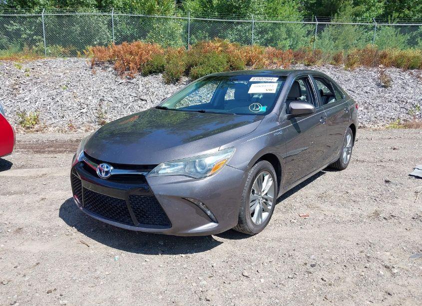 Photo 2 of 2015 Toyota Camry HYBRID SE (VIN 4T1BD1FKXFU142414)