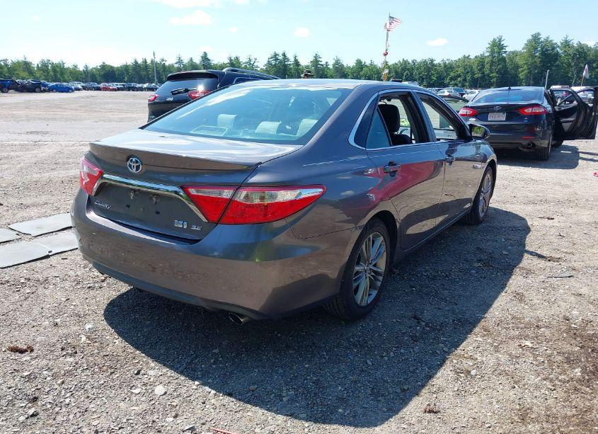 Photo 4 of 2015 Toyota Camry HYBRID SE (VIN 4T1BD1FKXFU142414)