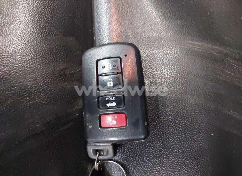 Photo 11 of 2015 Toyota Camry HYBRID XLE (VIN 4T1BD1FKXFU162954)