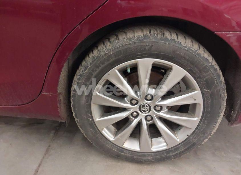 Photo 12 of 2015 Toyota Camry HYBRID XLE (VIN 4T1BD1FKXFU162954)