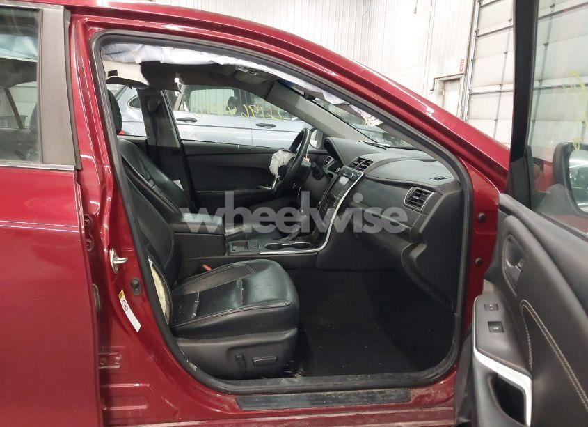 Photo 5 of 2015 Toyota Camry HYBRID XLE (VIN 4T1BD1FKXFU162954)