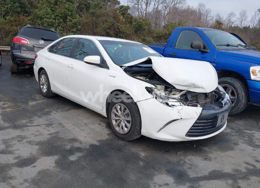 2016 Toyota Camry HYBRID LE (VIN 4T1BD1FKXGU199343) main photo