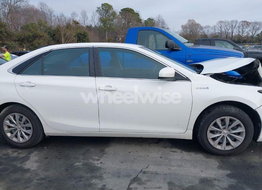 Photo 13 of 2016 Toyota Camry HYBRID LE (VIN 4T1BD1FKXGU199343)