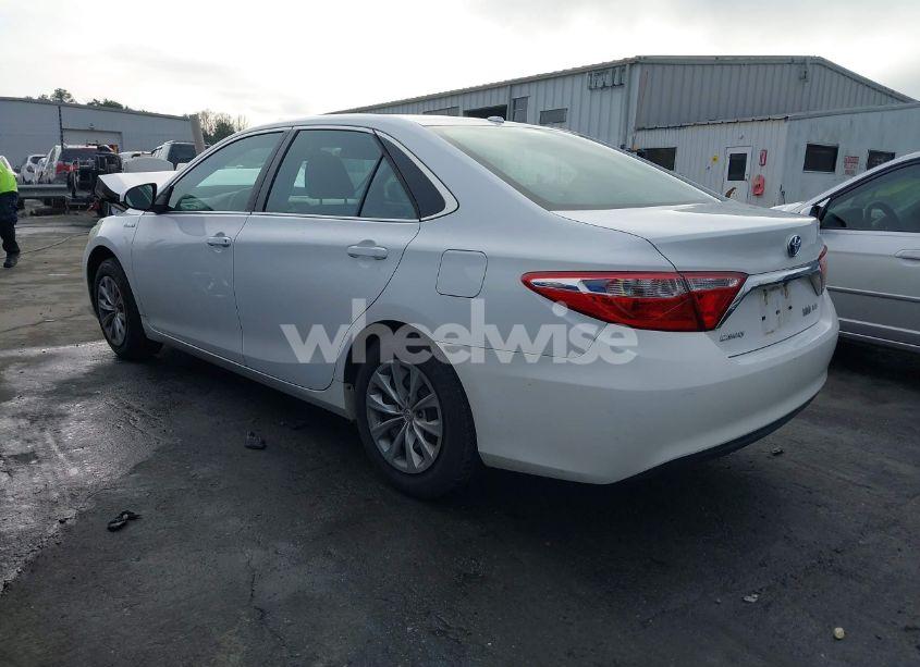 Photo 3 of 2016 Toyota Camry HYBRID LE (VIN 4T1BD1FKXGU199343)