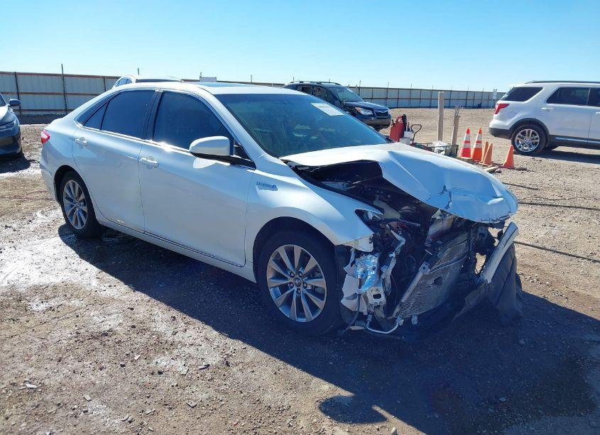 2016 Toyota Camry HYBRID XLE (VIN 4T1BD1FKXGU200328) main photo
