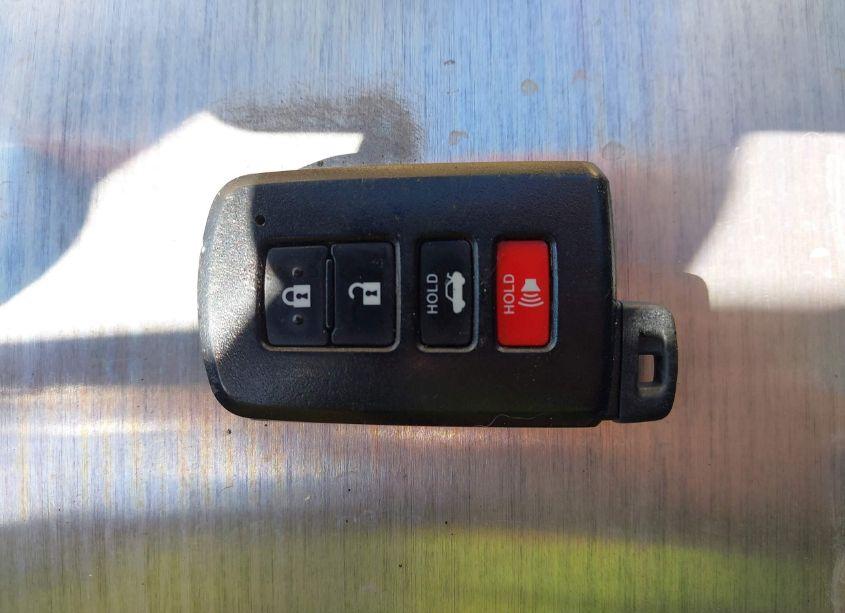 Photo 11 of 2016 Toyota Camry HYBRID XLE (VIN 4T1BD1FKXGU200328)