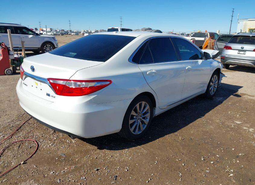Photo 4 of 2016 Toyota Camry HYBRID XLE (VIN 4T1BD1FKXGU200328)
