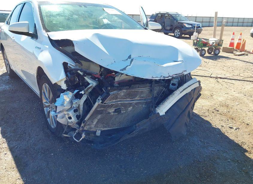 Photo 6 of 2016 Toyota Camry HYBRID XLE (VIN 4T1BD1FKXGU200328)