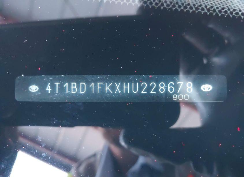 Photo 9 of 2017 Toyota Camry HYBRID XLE (VIN 4T1BD1FKXHU228678)