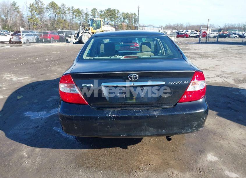 Photo 16 of 2002 Toyota Camry XLE (VIN 4T1BE30K02U066214)