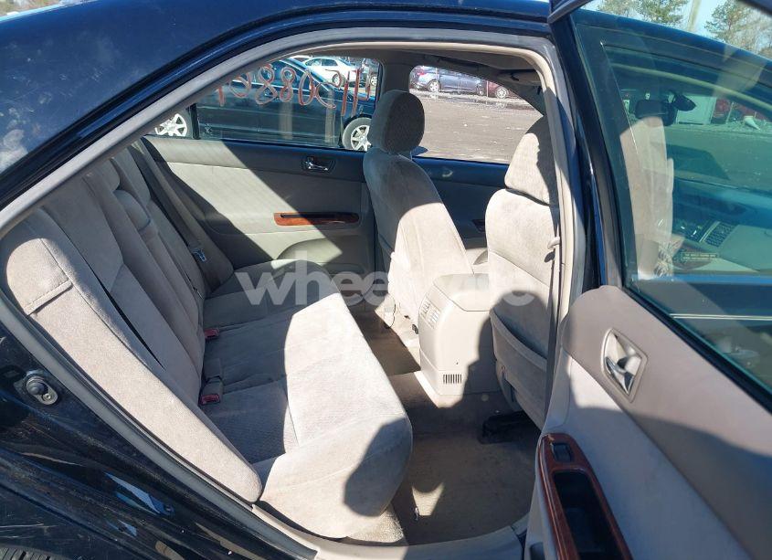 Photo 8 of 2002 Toyota Camry XLE (VIN 4T1BE30K02U066214)