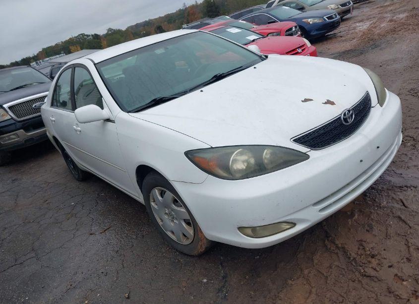 2002 Toyota Camry SE (VIN 4T1BE30K02U084373) main photo
