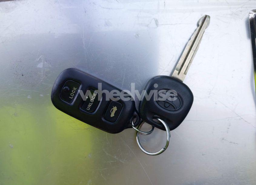 Photo 11 of 2002 Toyota Camry XLE (VIN 4T1BE30K02U096796)