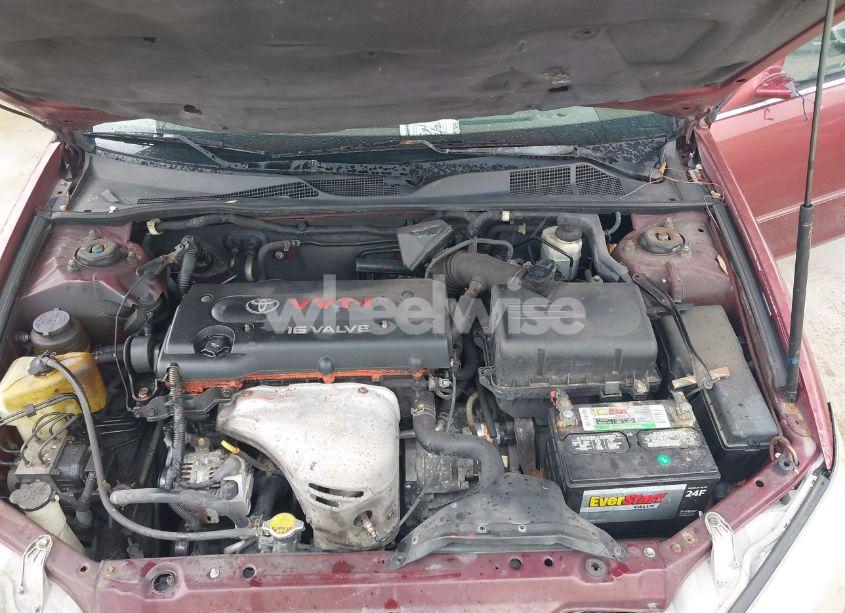 Photo 10 of 2003 Toyota Camry XLE (VIN 4T1BE30K03U172860)