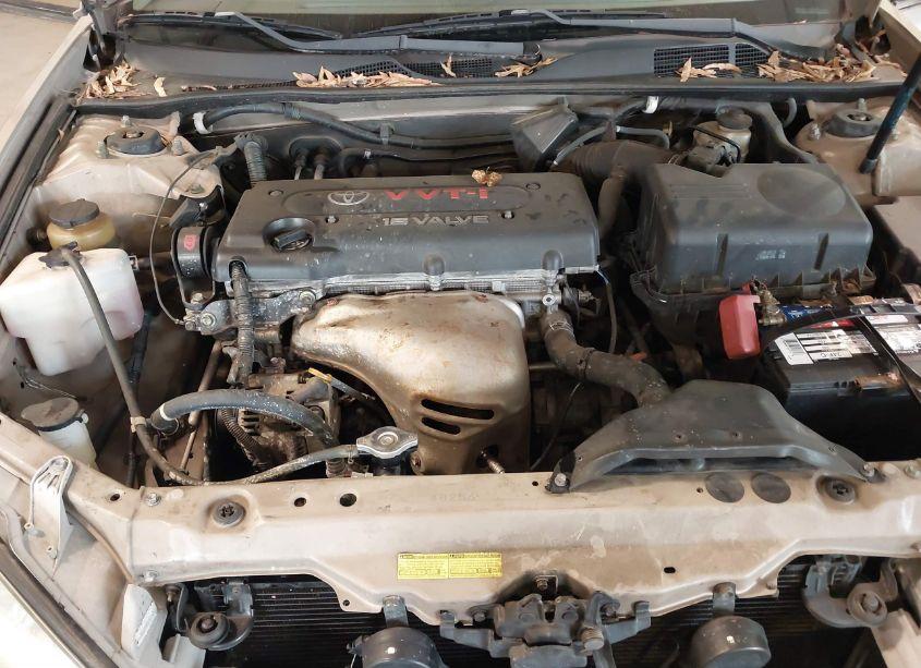 Photo 10 of 2003 Toyota Camry LE (VIN 4T1BE30K03U217800)