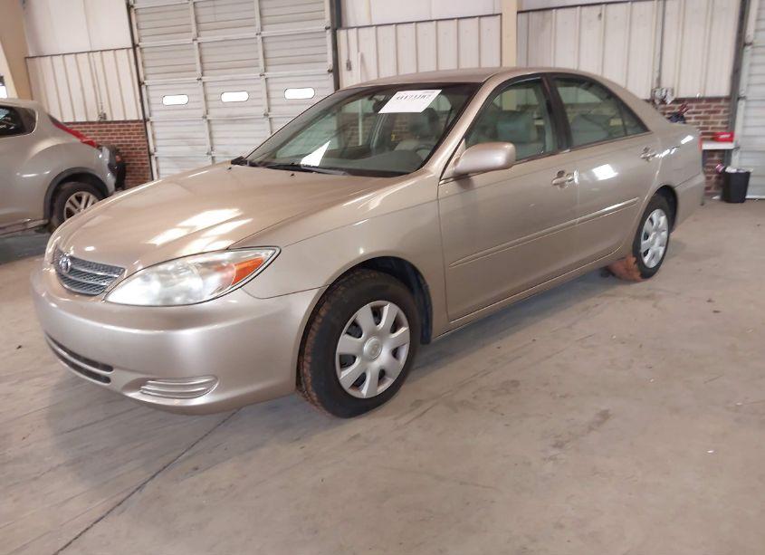 Photo 6 of 2003 Toyota Camry LE (VIN 4T1BE30K03U217800)