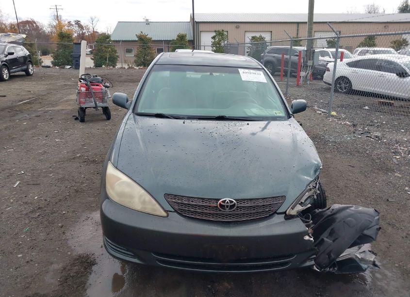 Photo 13 of 2004 Toyota Camry LE (VIN 4T1BE30K04U346508)