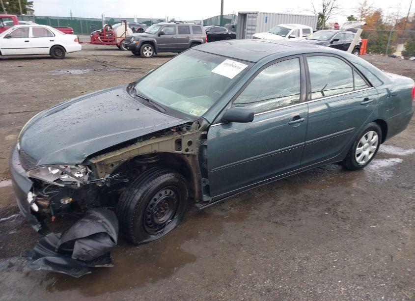 Photo 15 of 2004 Toyota Camry LE (VIN 4T1BE30K04U346508)