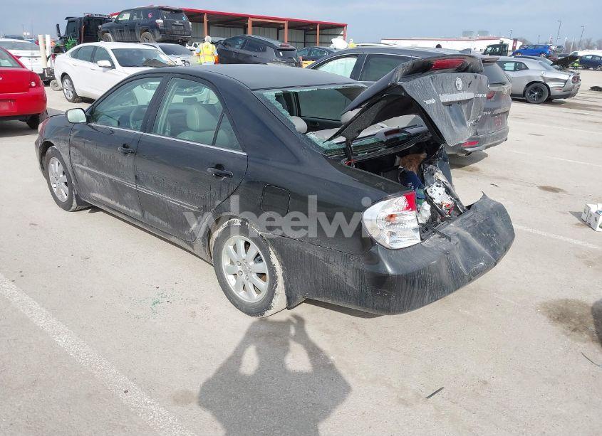 Photo 3 of 2004 Toyota Camry XLE (VIN 4T1BE30K04U349179)