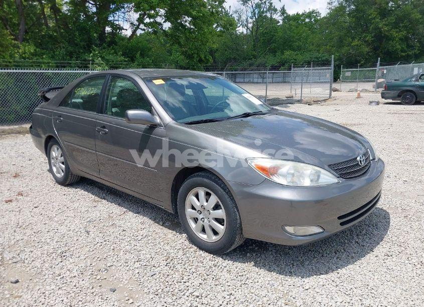2004 Toyota Camry LE/SE/XLE (VIN 4T1BE30K04U796837) main photo