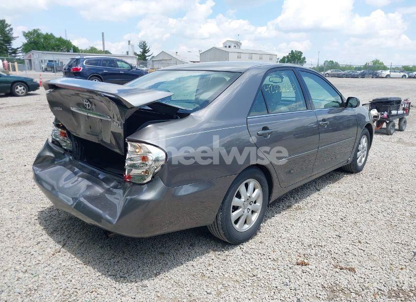 Photo 4 of 2004 Toyota Camry LE/SE/XLE (VIN 4T1BE30K04U796837)