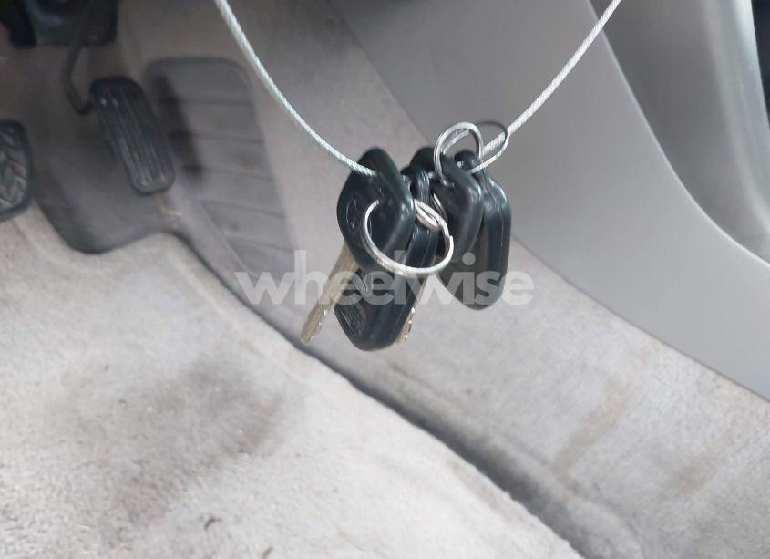 Photo 11 of 2005 Toyota Camry LE/SE/XLE (VIN 4T1BE30K05U402366)