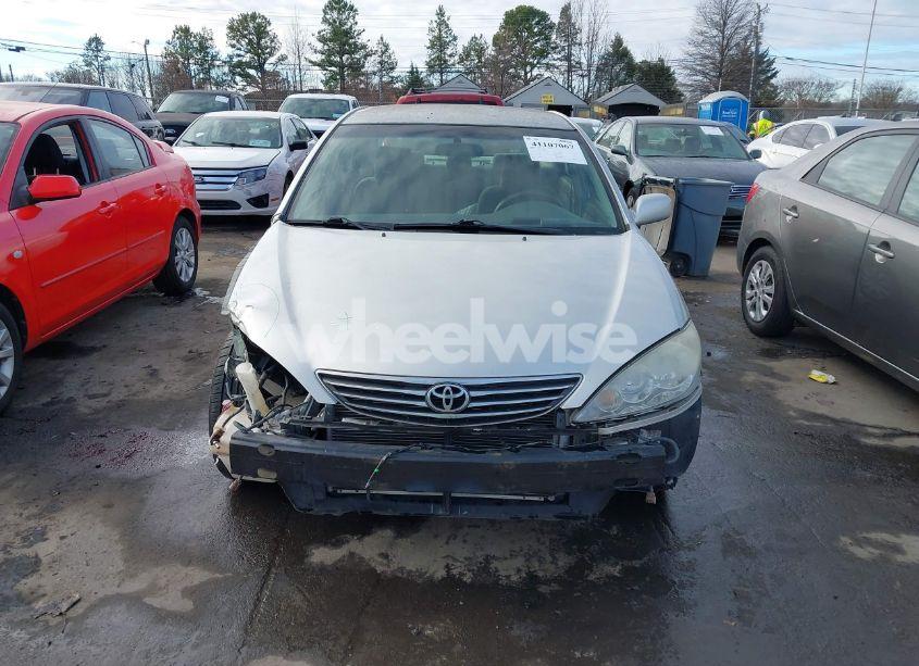 Photo 13 of 2005 Toyota Camry LE (VIN 4T1BE30K05U425016)