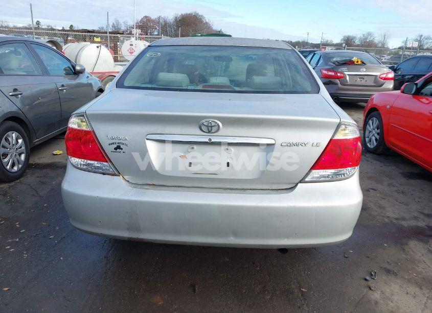 Photo 17 of 2005 Toyota Camry LE (VIN 4T1BE30K05U425016)