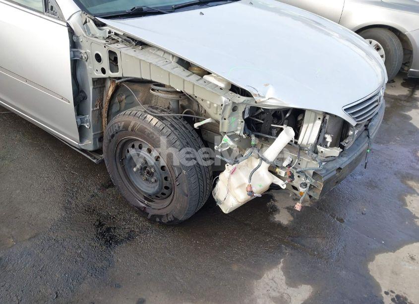 Photo 18 of 2005 Toyota Camry LE (VIN 4T1BE30K05U425016)