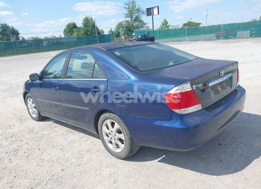 Photo 3 of 2005 Toyota Camry XLE (VIN 4T1BE30K05U432242)