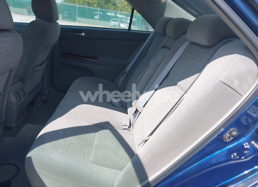 Photo 8 of 2005 Toyota Camry XLE (VIN 4T1BE30K05U432242)