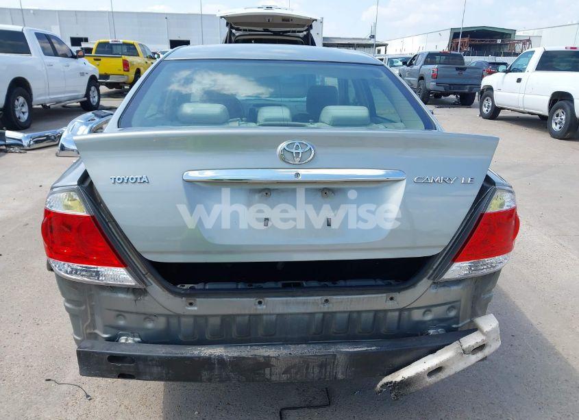 Photo 17 of 2005 Toyota Camry LE/SE/XLE (VIN 4T1BE30K05U581735)