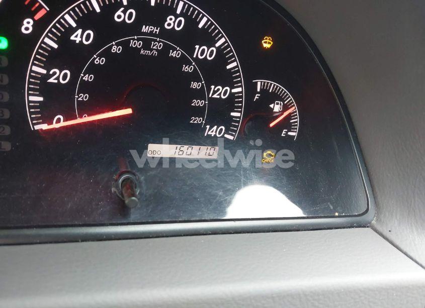 Photo 7 of 2005 Toyota Camry XLE (VIN 4T1BE30K05U942381)