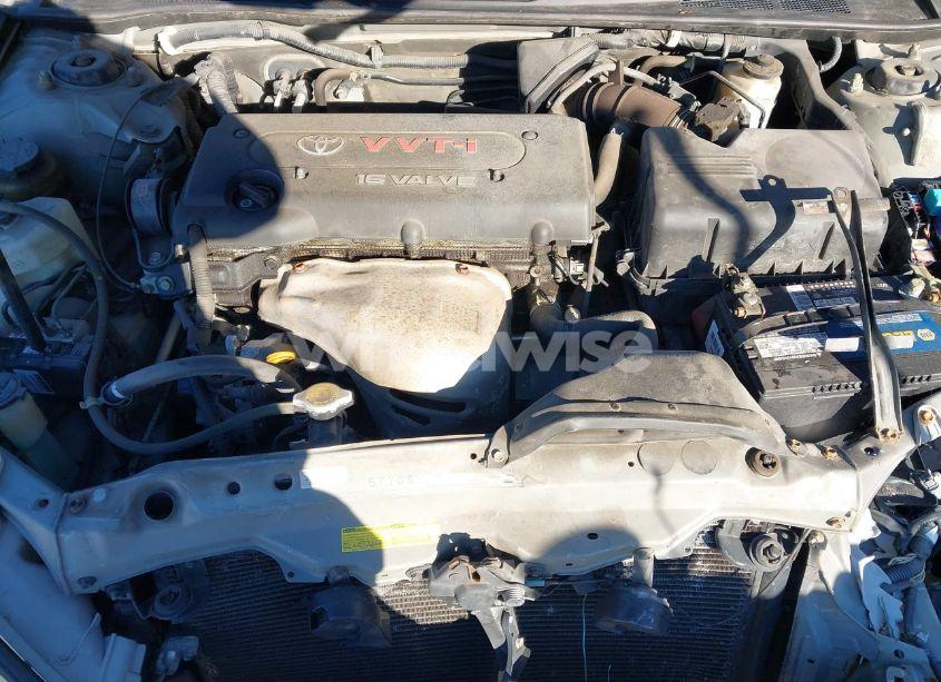 Photo 10 of 2005 Toyota Camry LE (VIN 4T1BE30K05U943529)