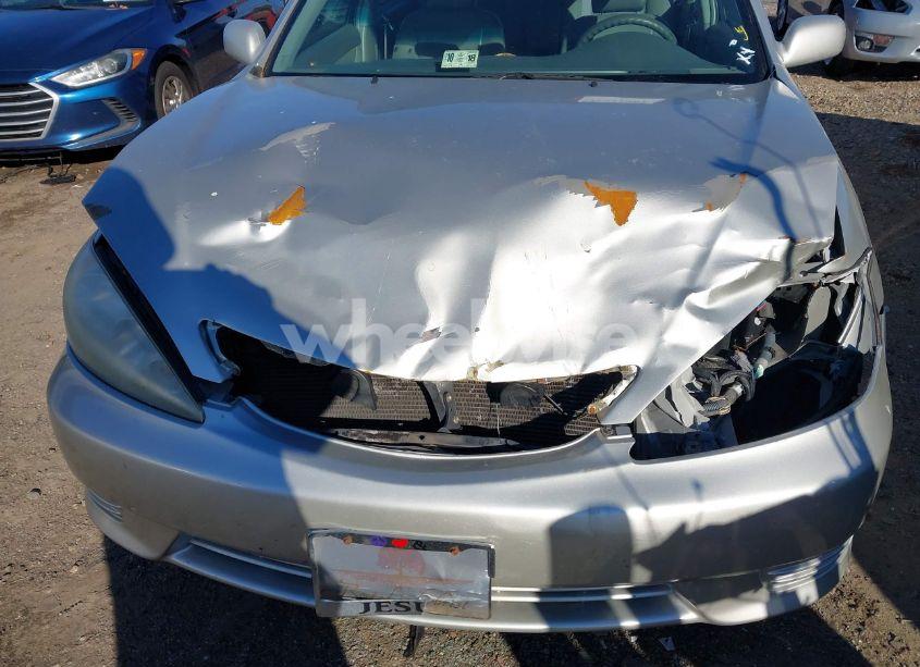 Photo 6 of 2005 Toyota Camry LE (VIN 4T1BE30K05U943529)