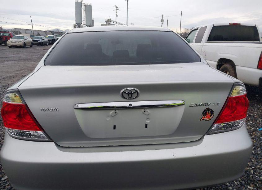 Photo 16 of 2005 Toyota Camry LE (VIN 4T1BE30K05U986297)