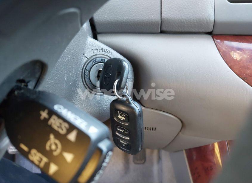 Photo 11 of 2006 Toyota Camry XLE (VIN 4T1BE30K06U123405)