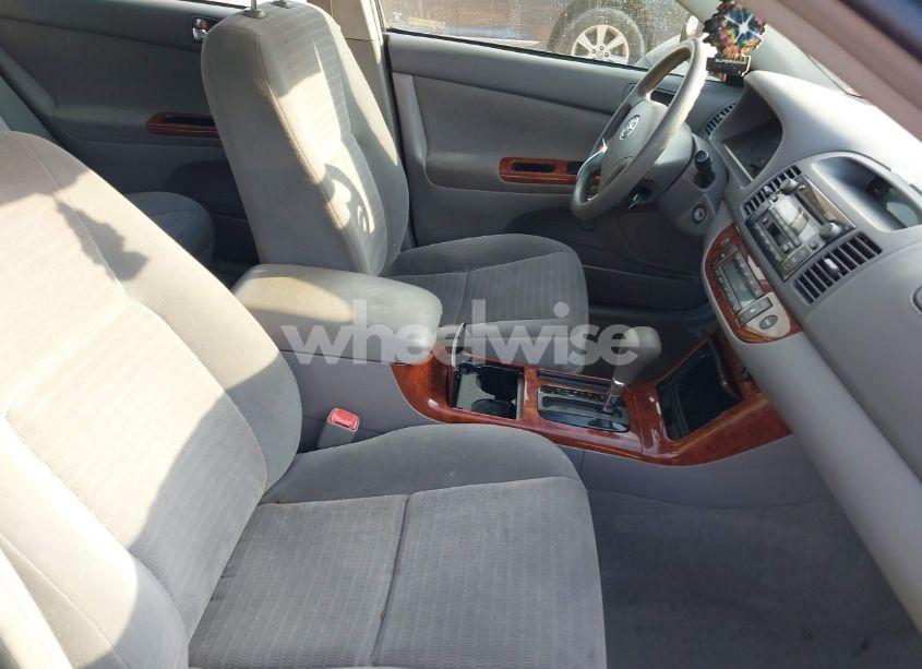 Photo 5 of 2006 Toyota Camry XLE (VIN 4T1BE30K06U123405)