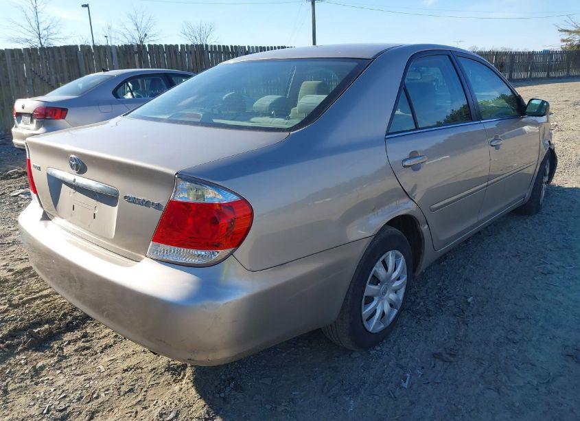 Photo 4 of 2006 Toyota Camry LE (VIN 4T1BE30K06U126692)