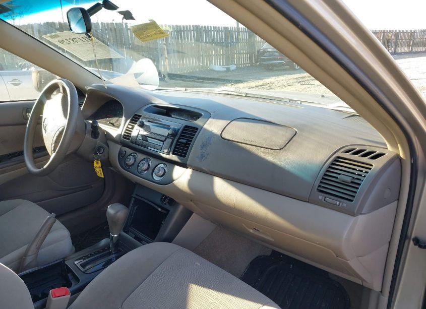 Photo 5 of 2006 Toyota Camry LE (VIN 4T1BE30K06U126692)