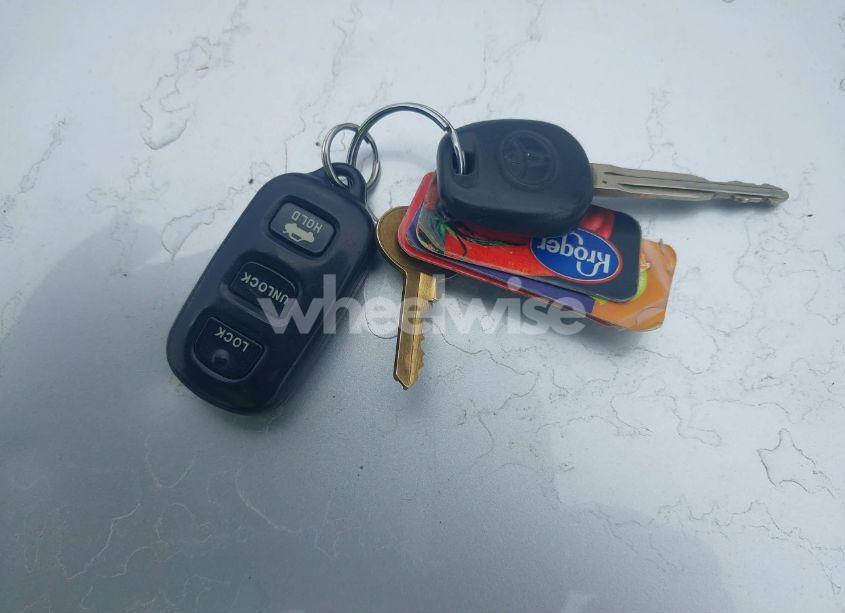 Photo 11 of 2006 Toyota Camry LE (VIN 4T1BE30K06U643829)