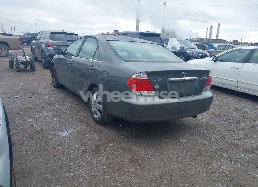 Photo 3 of 2006 Toyota Camry LE (VIN 4T1BE30K06U643829)