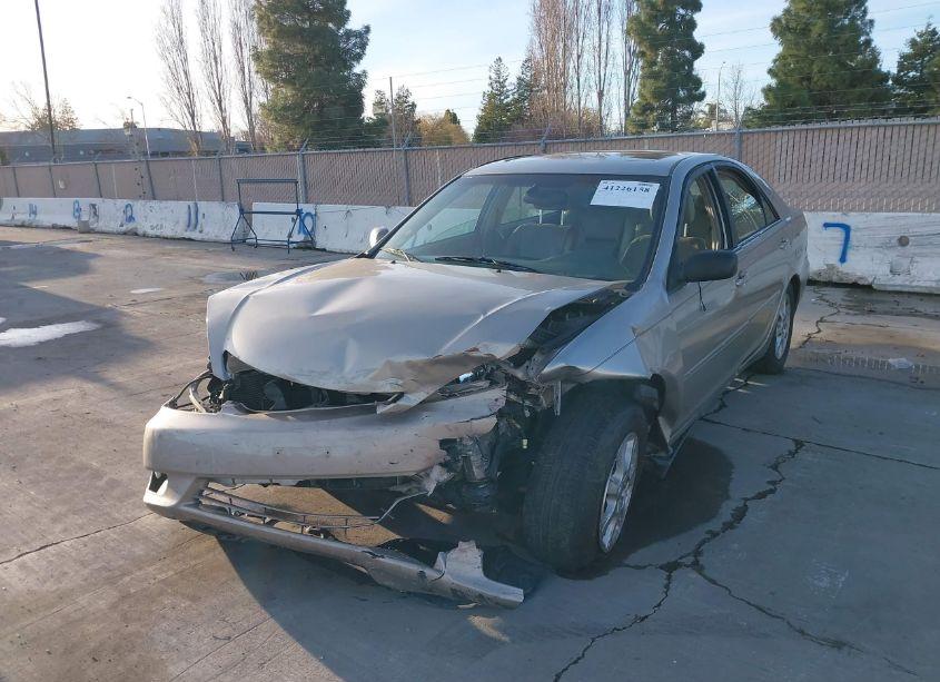 Photo 2 of 2006 Toyota Camry XLE (VIN 4T1BE30K06U644530)