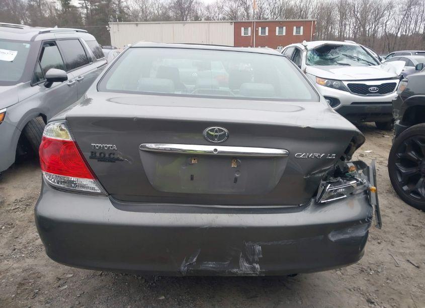 Photo 16 of 2006 Toyota Camry LE (VIN 4T1BE30K06U670769)