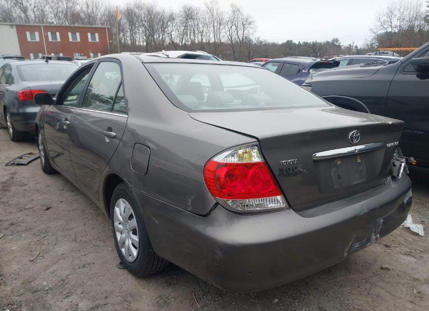 Photo 3 of 2006 Toyota Camry LE (VIN 4T1BE30K06U670769)