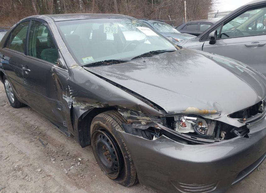 Photo 6 of 2006 Toyota Camry LE (VIN 4T1BE30K06U670769)